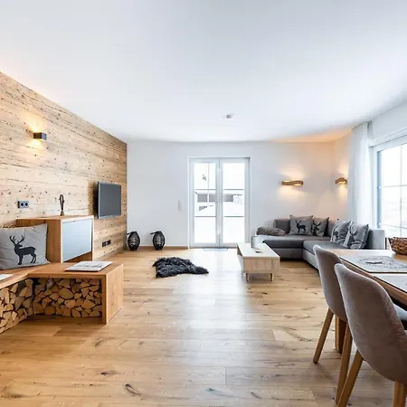 Zirbentraum Apartman *